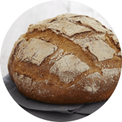 imagen de pan redondo elaborado con masa madre
